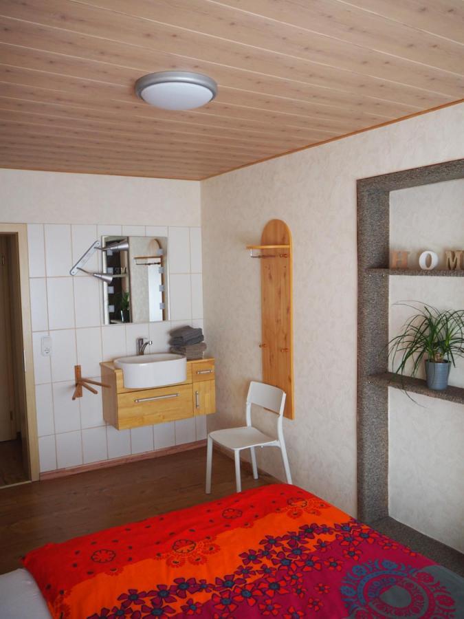 Haus Waldesruh, 3 Ferienwohnungen Hemfurth-Edersee Bagian luar foto